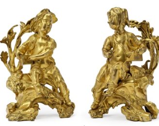 Paire de chenets aux « Savoyards » en bronze ciselé et doré au mercure. Paris. Époque Louis XV. Circa 1748 / 50. Paire de chenets aux « Savoyards » en bronze ciselé et doré au mercure. Paris. Époque Louis XV. Circa 1748 / 50.